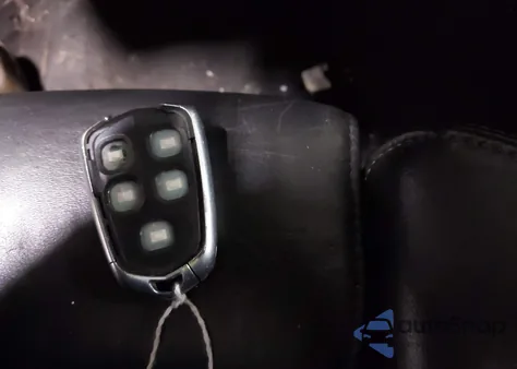 2015 Cadillac Srx Luxury Collection z USA, uszkodzony, nr VIN 3GYFNEE35FS587108